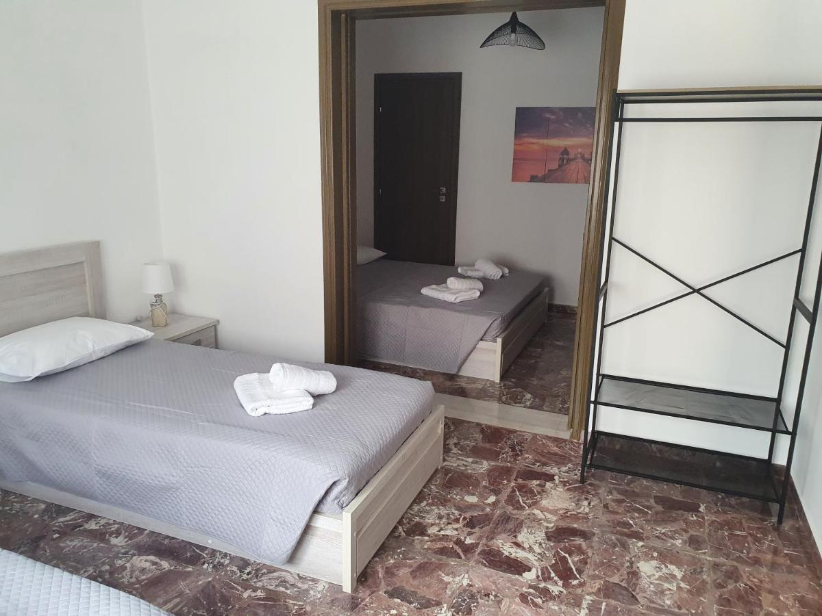 Callisto Room 2 Ermoupoli Bagian luar foto